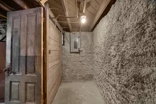 1025 Grant Ave, Rockford, IL 61103 - Photo 17