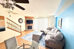 2524 Carrolwood Rd, Naperville, IL 60540 - Photo 3