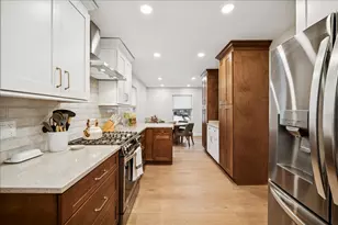 453 Longfellow Ave, Deerfield, IL 60015 - Photo 7