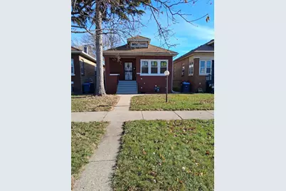 2105 S 7th Avenue, Maywood, IL 60153 - Photo 1
