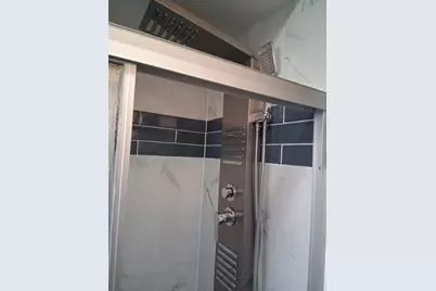 2105 S 7th Avenue, Maywood, IL 60153 - Photo 7