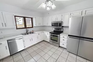 3715 35th St, Moline, IL 61265 - Photo 7