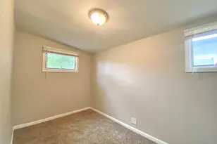 18747 Sherman St, Lansing, IL 60438 - Photo 19