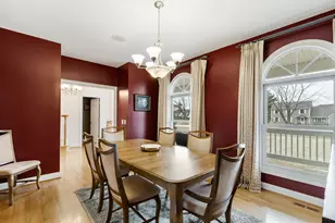 15870 Anna Dr, Wadsworth, IL 60083 - Photo 13