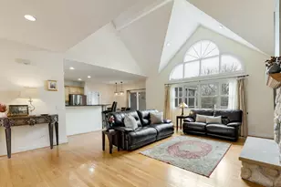 15870 Anna Dr, Wadsworth, IL 60083 - Photo 5