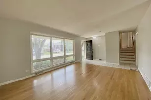 634 Lexington Dr, Chicago Heights, IL 60411 - Photo 3