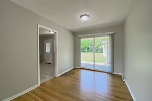 634 Lexington Dr, Chicago Heights, IL 60411 - Photo 5