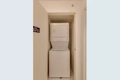 800 Elgin Road #715, Evanston, IL 60201 - Photo 21