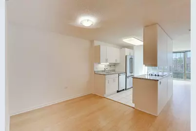 800 Elgin Road #715, Evanston, IL 60201 - Photo 3