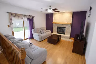 1202 Boston Ave, Joliet, IL 60435 - Photo 17
