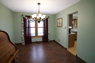 1202 Boston Ave, Joliet, IL 60435 - Photo 9