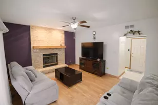 1202 Boston Ave, Joliet, IL 60435 - Photo 19