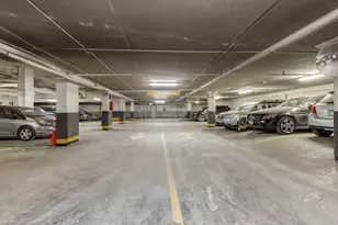 5757 N Sheridan Rd, Chicago, IL 60660 - Photo 15