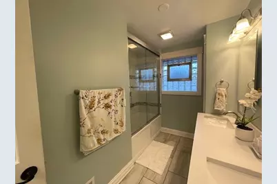 10045 S Keeler Avenue, Oak Lawn, IL 60453 - Photo 7