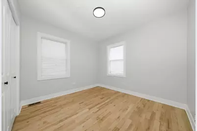 7146 S Constance Avenue, Chicago, IL 60649 - Photo 15