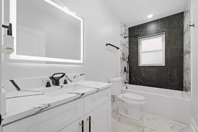 7146 S Constance Avenue, Chicago, IL 60649 - Photo 7