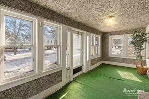 1035 S 3rd Ave, Kankakee, IL 60901 - Photo 3