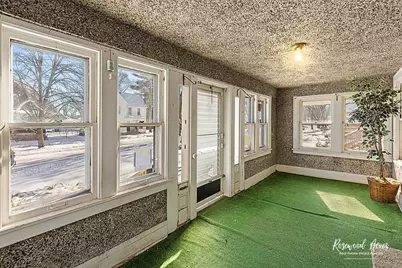 1035 S 3rd Avenue, Kankakee, IL 60901 - Photo 1