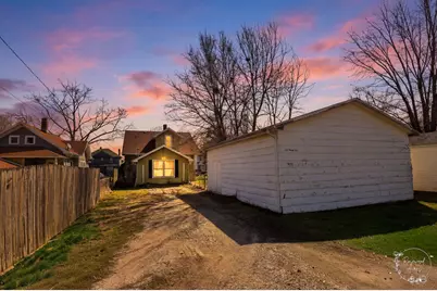 1035 S 3rd Avenue, Kankakee, IL 60901 - Photo 21