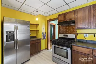 1035 S 3rd Ave, Kankakee, IL 60901 - Photo 9