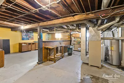 1035 S 3rd Avenue, Kankakee, IL 60901 - Photo 17