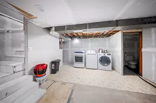 1325 Amber Dr, Montgomery, IL 60538 - Photo 11