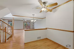 8111 Brushwood Ln, Tinley Park, IL 60487 - Photo 7