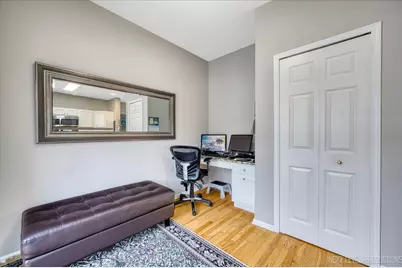 172 N East River Road #L, Des Plaines, IL 60016 - Photo 9