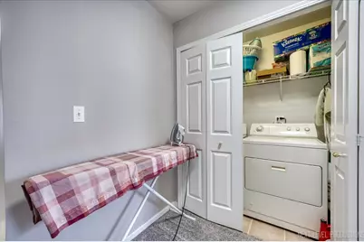 172 N East River Road #L, Des Plaines, IL 60016 - Photo 15