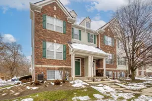 172 N East River Rd, Des Plaines, IL 60016 - Photo 1