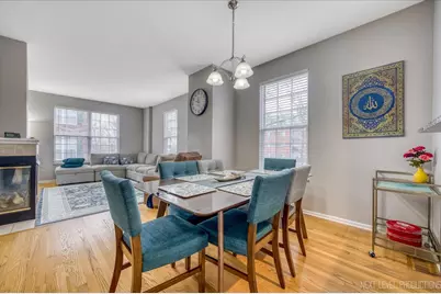 172 N East River Road #L, Des Plaines, IL 60016 - Photo 5