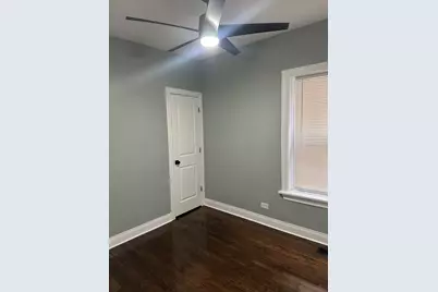 1019 N Leamington Avenue, Chicago, IL 60651 - Photo 9