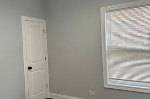 1019 N Leamington Ave, Chicago, IL 60651 - Photo 15