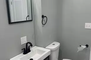 1019 N Leamington Ave, Chicago, IL 60651 - Photo 11