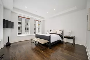 159 E Walton Pl, Chicago, IL 60611 - Photo 21