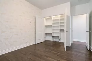 1523 W Thomas St, Chicago, IL 60642 - Photo 17