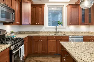 1523 W Thomas St, Chicago, IL 60642 - Photo 9