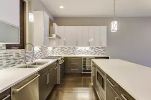 2005 N Albany Ave, Chicago, IL 60647 - Photo 7