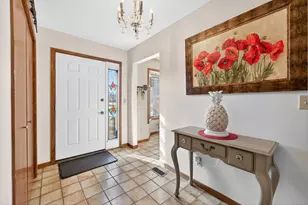 2708 Greenwood Acres Dr, Dekalb, IL 60115 - Photo 3