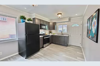 3004 Longfellow Avenue, Hazel Crest, IL 60429 - Photo 5