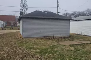 402 6th Ave, Rock Falls, IL 61071 - Photo 9