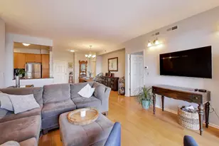 6815 N Milwaukee Ave, Niles, IL 60714 - Photo 9