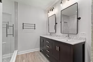 1645 W Ogden Ave, Chicago, IL 60612 - Photo 13