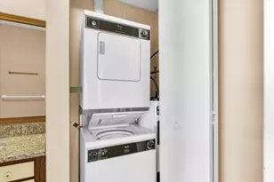 1901 Melrose Dr, Champaign, IL 61820 - Photo 21