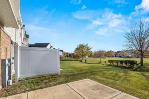 1116 Heron Cir, Joliet, IL 60431 - Photo 19