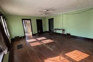 [Address not provided], Elgin, IL 60120 - Photo 7