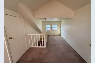 [Address not provided], Elgin, IL 60120 - Photo 15