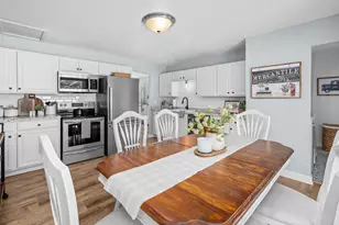 214 8th St E, Milan, IL 61264 - Photo 9