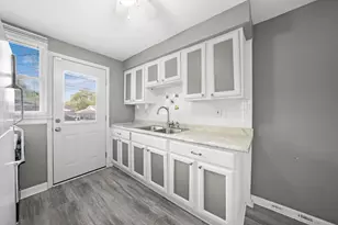 1380 Wentworth Ave, Calumet City, IL 60409 - Photo 7