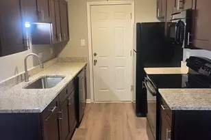 10640 Brooks Ln, Chicago Ridge, IL 60415 - Photo 5